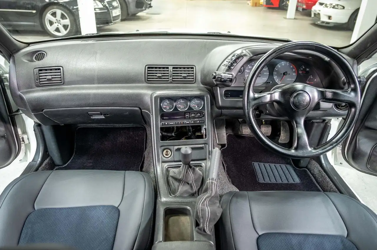 Nissan Skyline R32 GT-R Vspec - Complete OEM Restoration, foto 11
