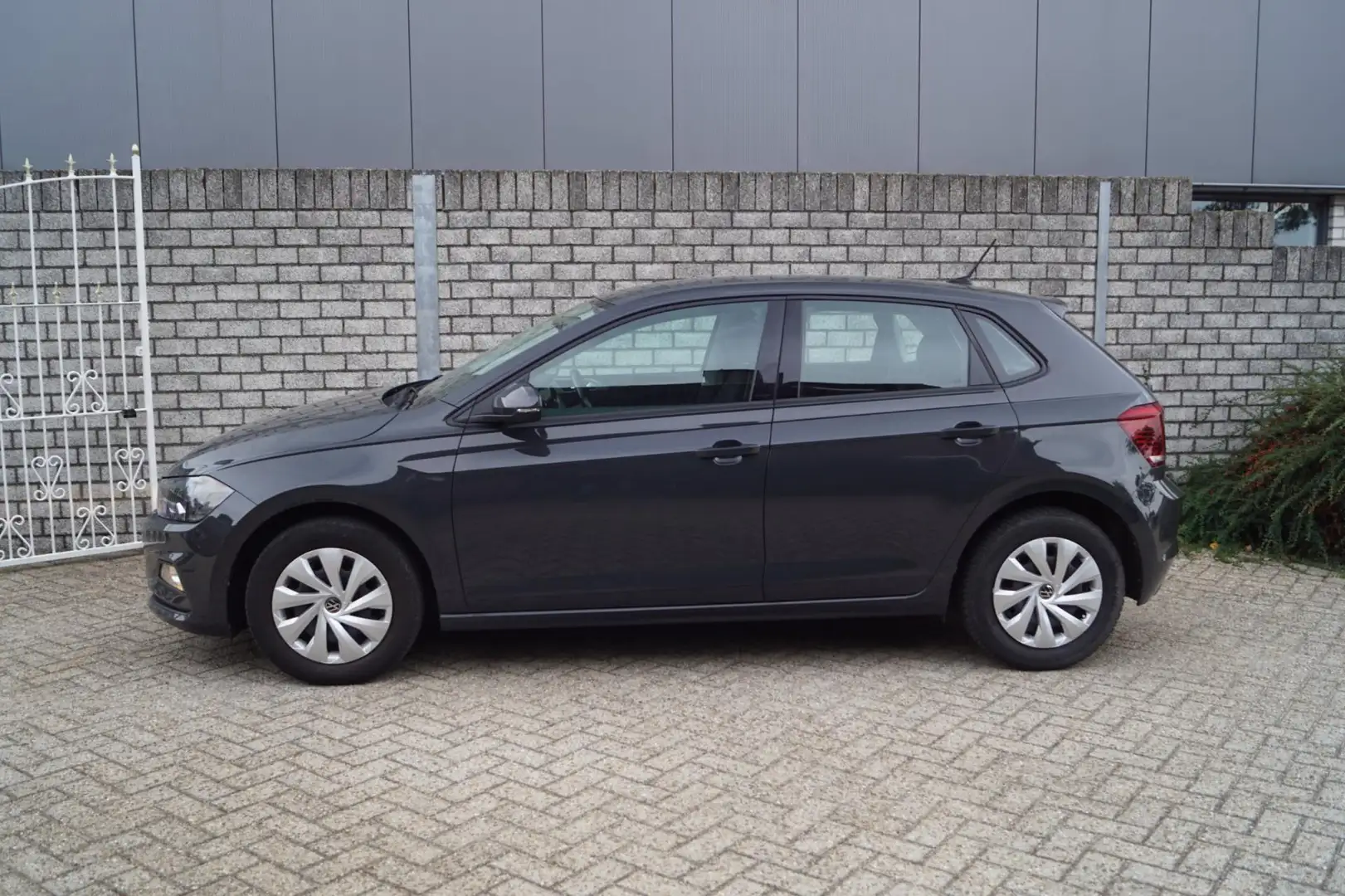 Volkswagen Polo 1.0 TSI Comfortline 5 Deurs Navi Airco Apple Carpl Grigio - 2