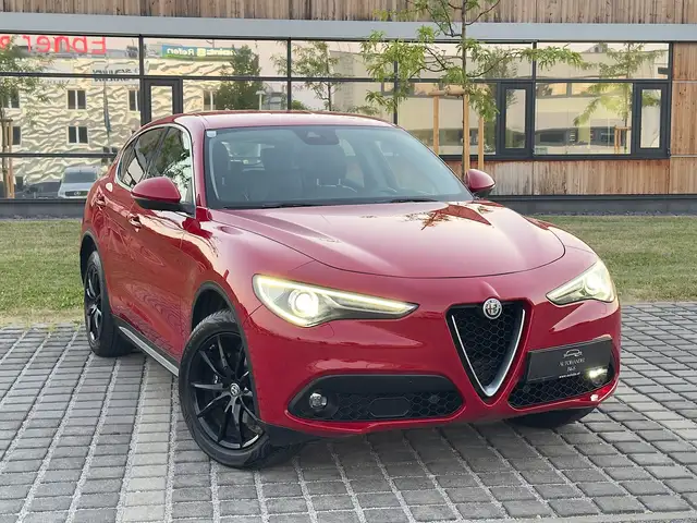 Alfa Romeo Stelvio Stelvio Super 2,2 ATX AWD *NUR 81.000KM*