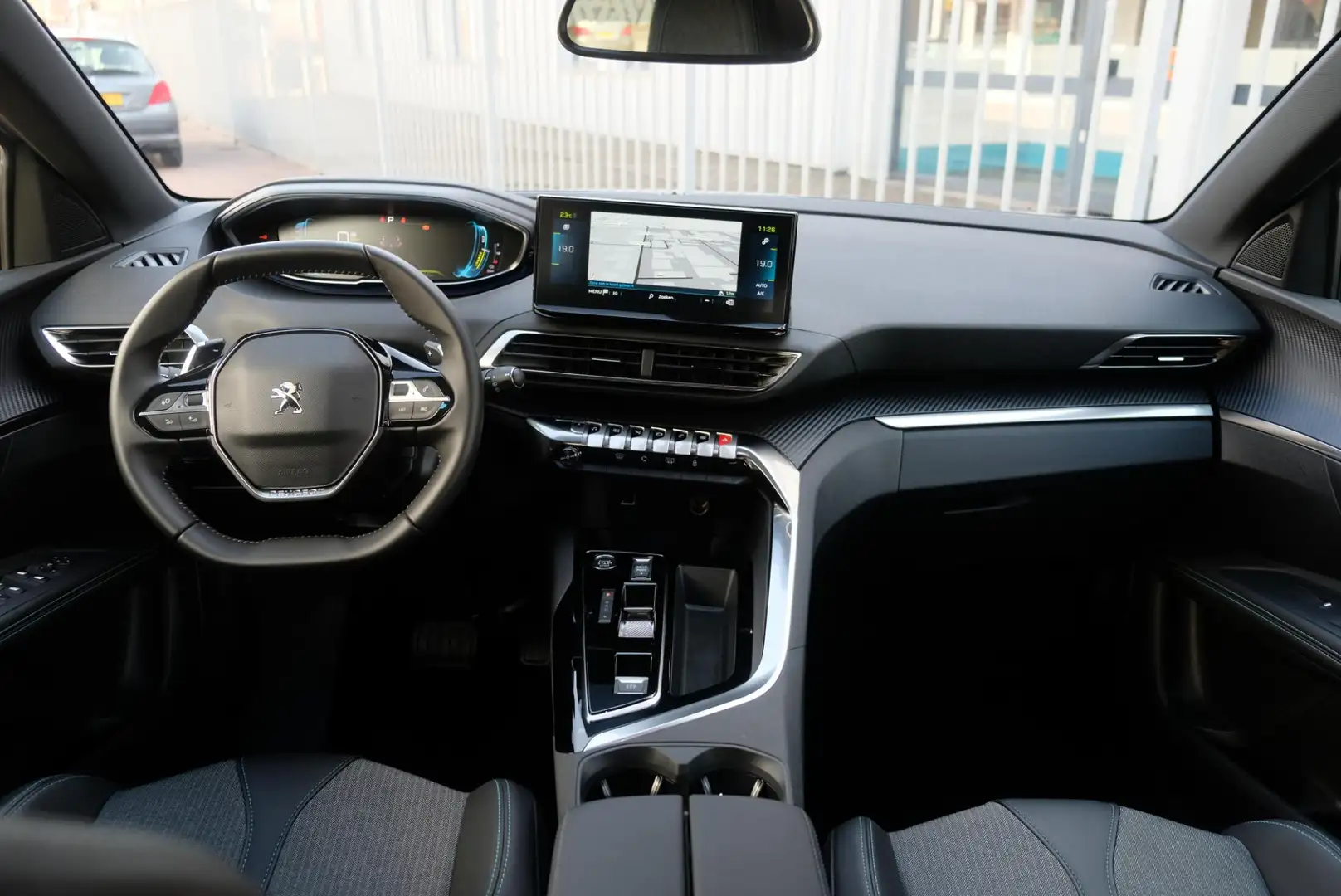 Peugeot 3008 1.6 Plug-in HYbrid 180pk EAT8 Allure Pack Business Grijs - 2