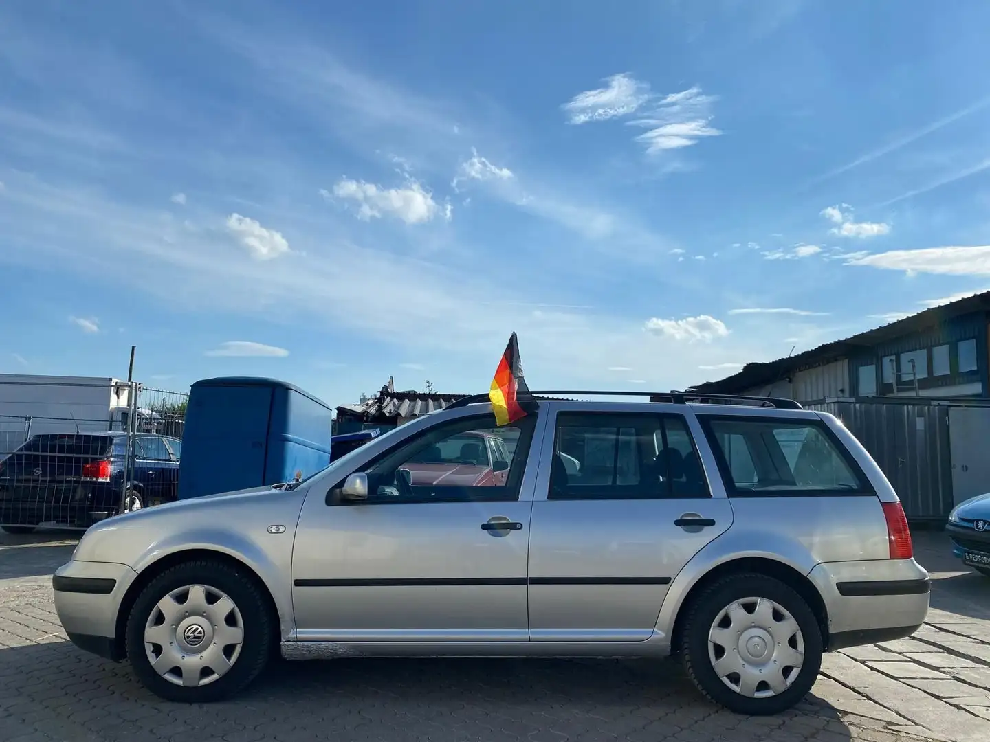 Volkswagen Golf 1.6 Basis Variant++TOP ANGEBOT++ Silber - 2