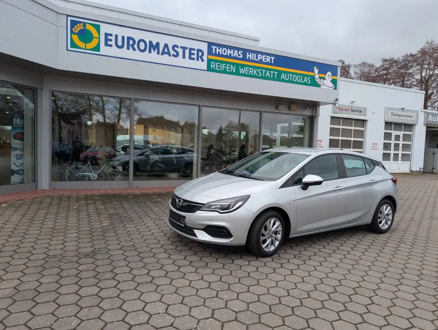 Opel Astra K Lim. 5-trg. Edition Start/Stop Silber - 1