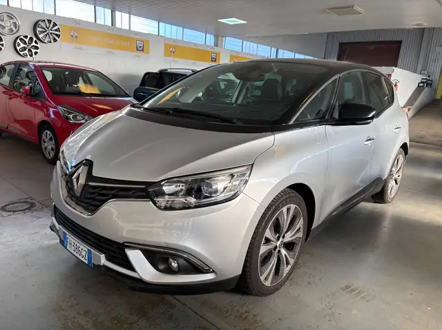 Renault Scenic 1.5 dci Intens 110cv edc