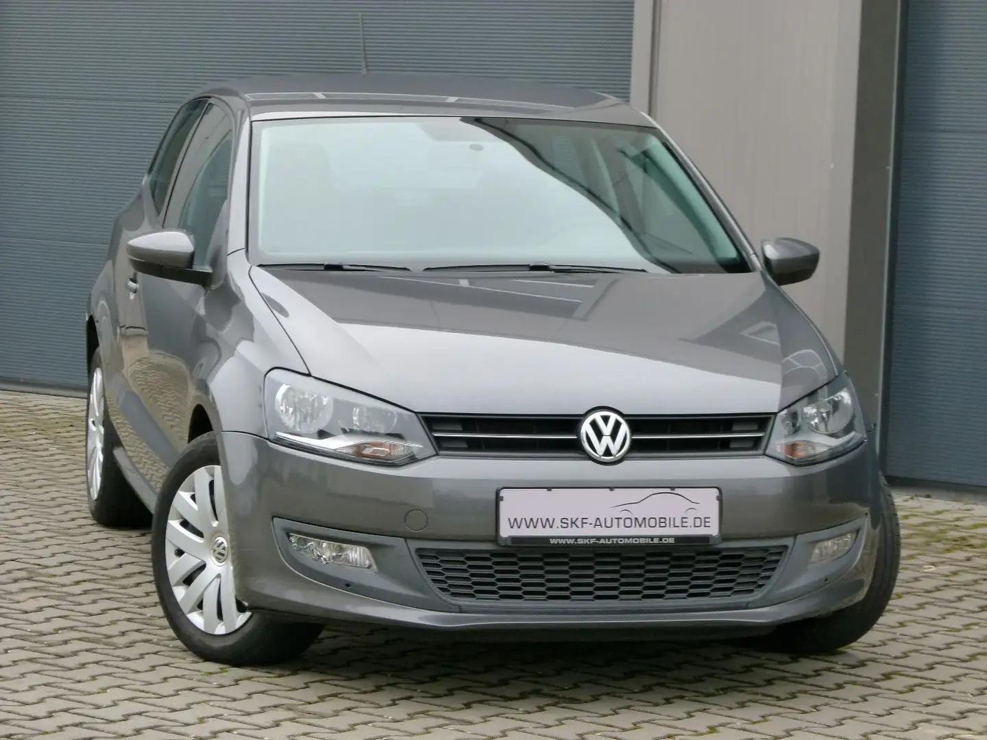 Volkswagen Polo V 1.4  Comfortline Klima 2-Hand PDC Gris - 1
