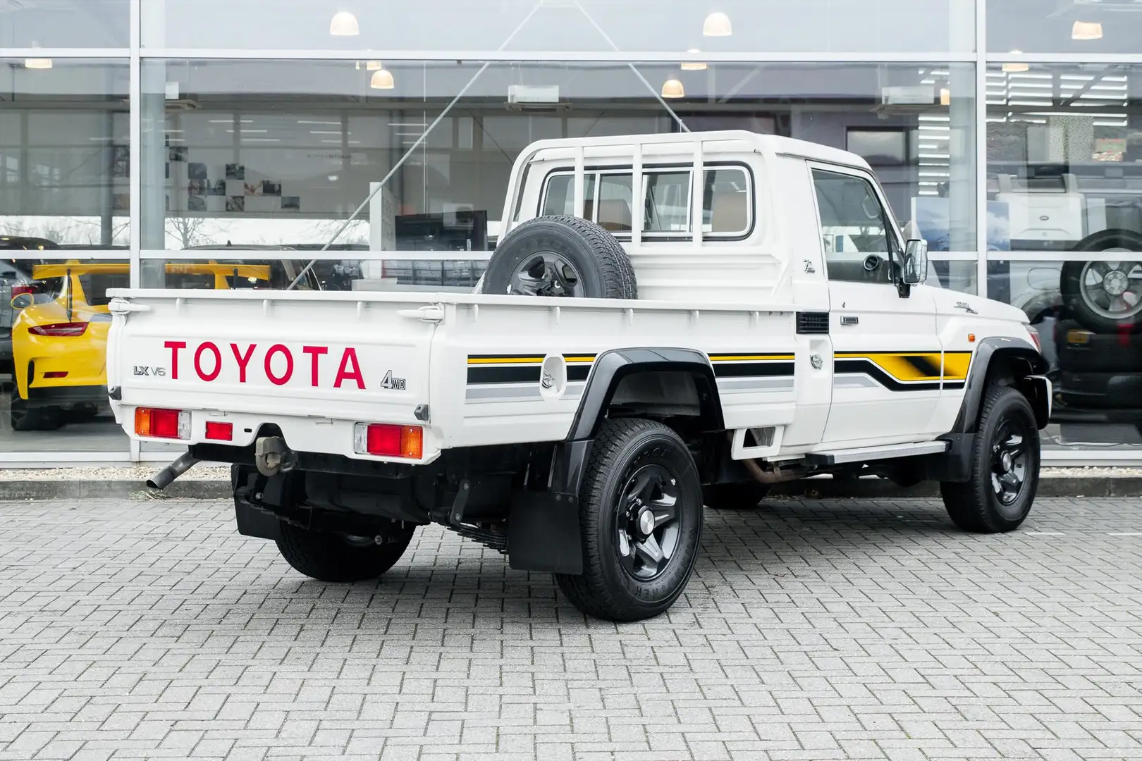 Toyota Land Cruiser GRJ79 70th Anniversary 4WD White - 2