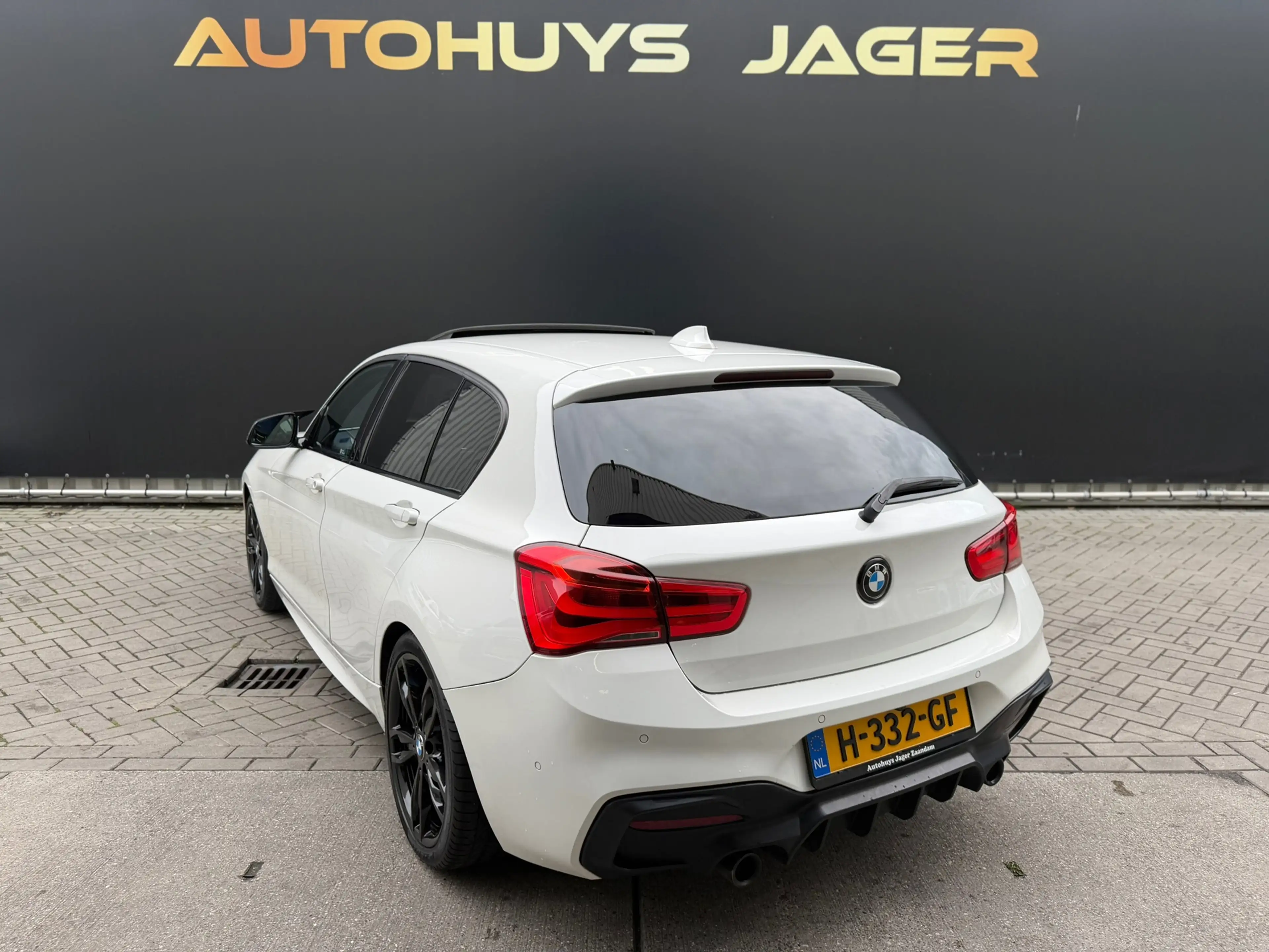 BMW 140 1-serie MW 1-serie M140i High Executive Schuifdak — photo 7