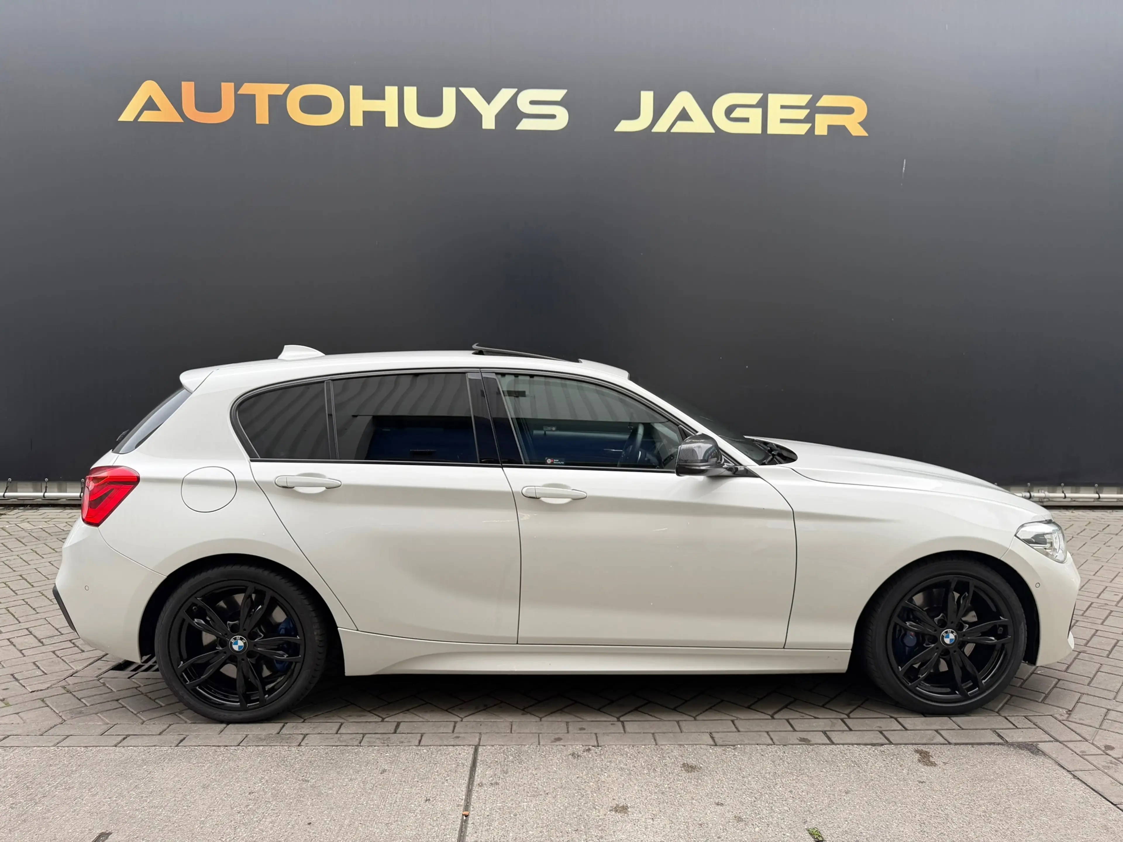 BMW 140 1-serie MW 1-serie M140i High Executive Schuifdak — photo 14