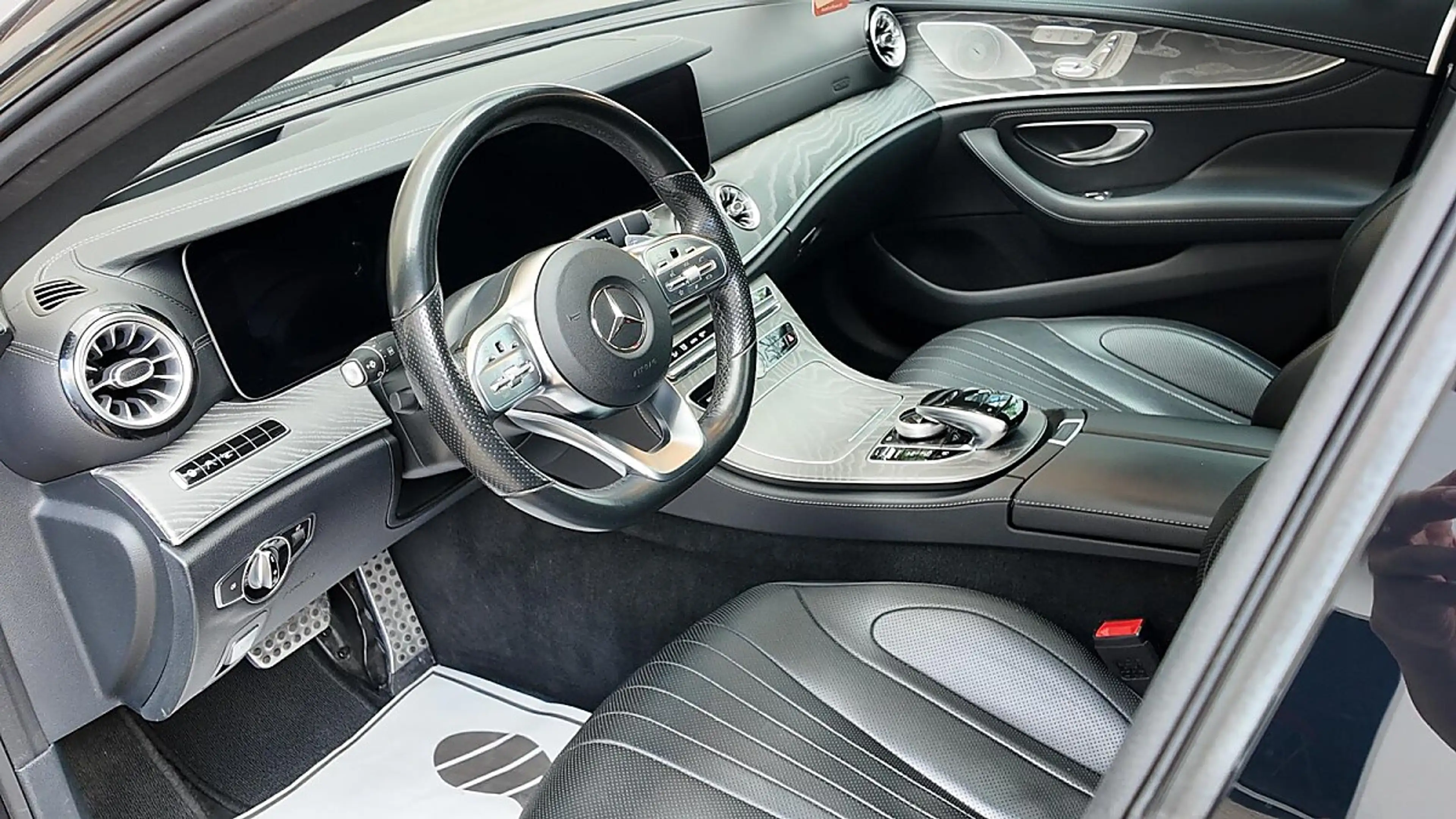 Mercedes-Benz CLS 350 d 4Matic Edition 1 — photo 9