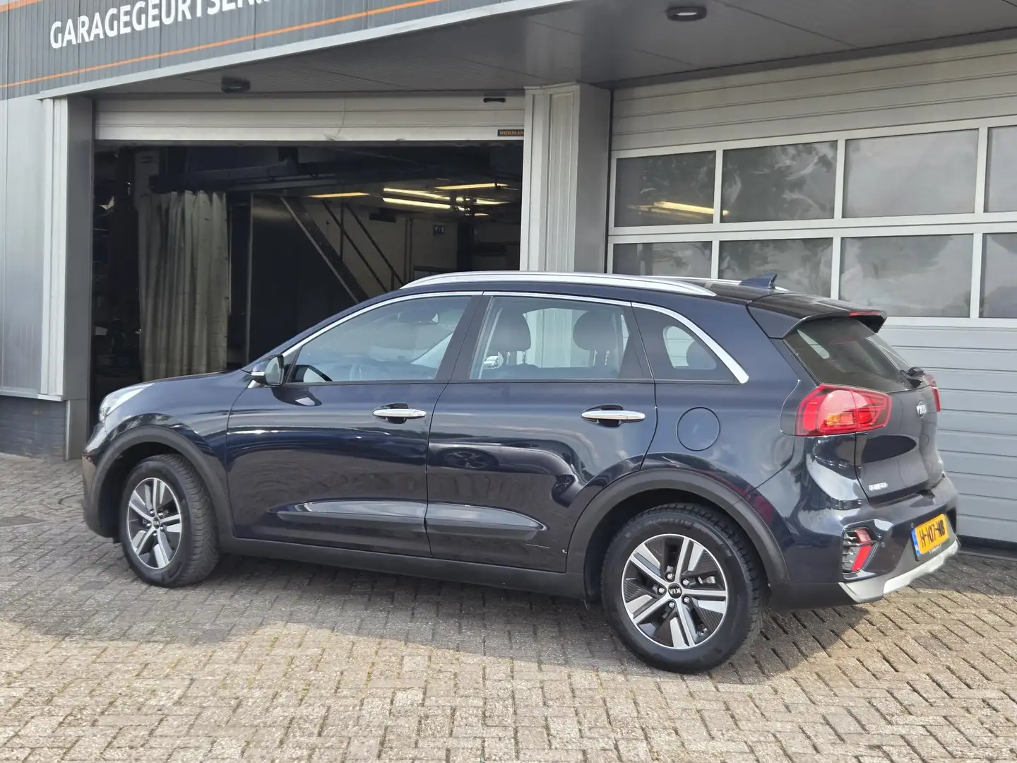 Kia Niro 1.6 GDi Hybrid DynamicLine Blauw - 2