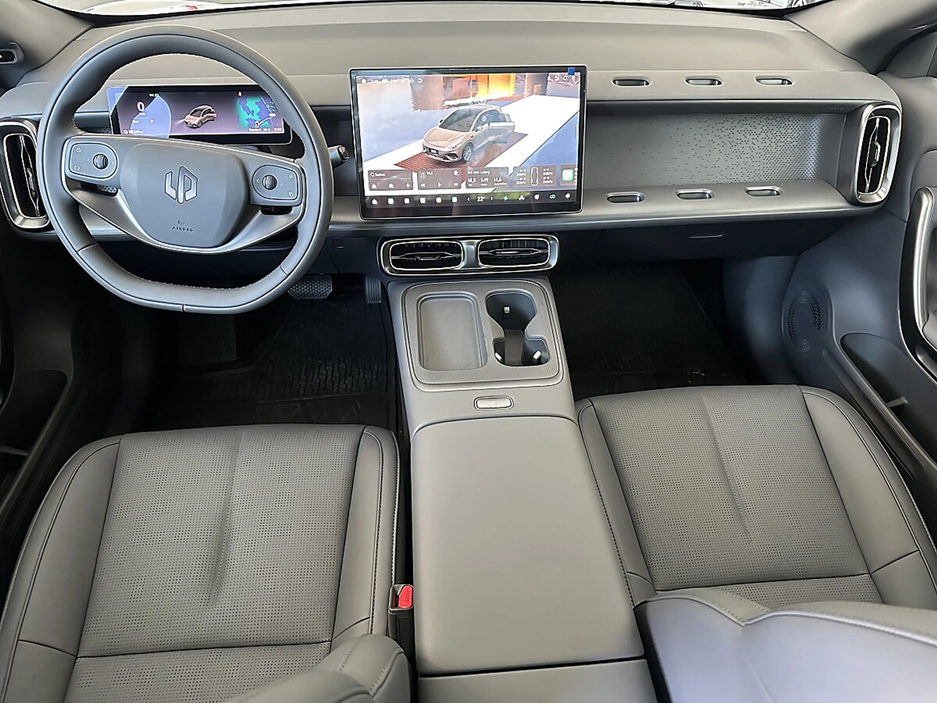Leapmotor B05 67,1kWh Design Pro Max — photo 6