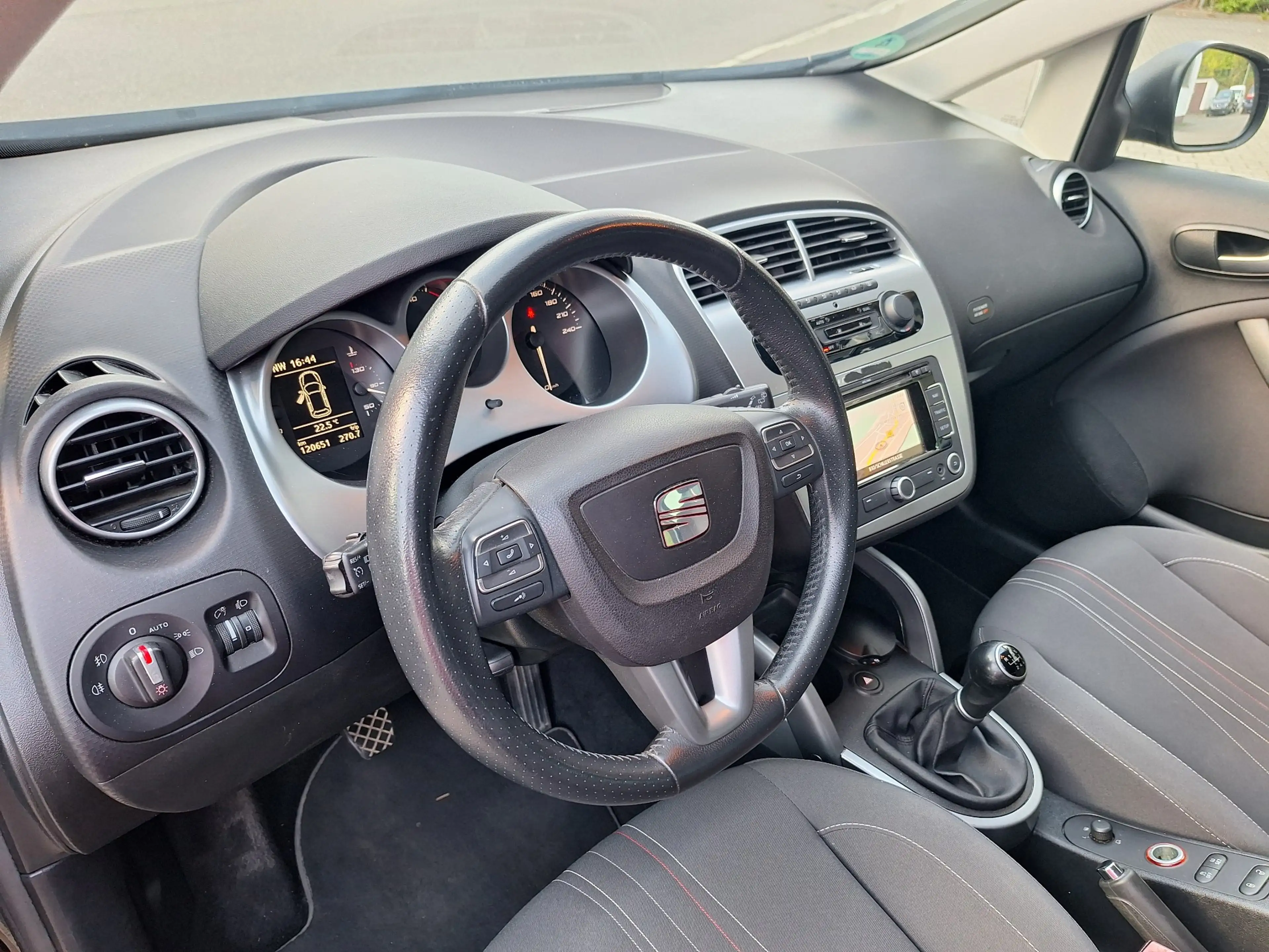 SEAT Altea XL Style Copa — photo 8