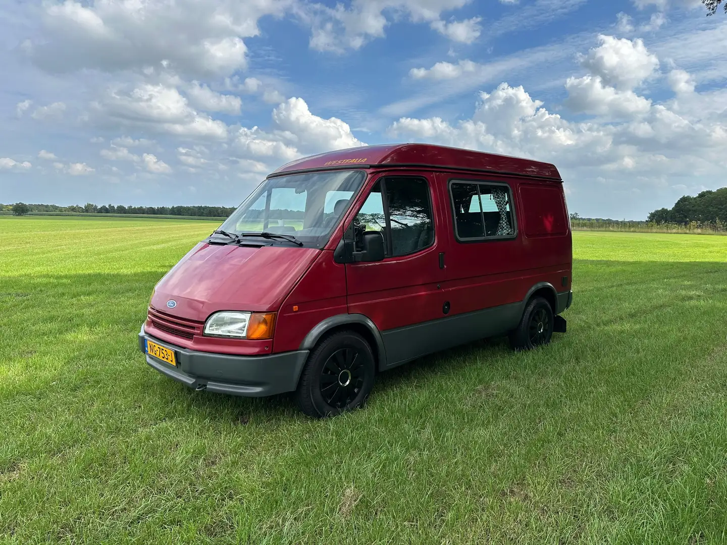 Ford Transit Nugget 2.5D APK tot september 2026 Rood - 1