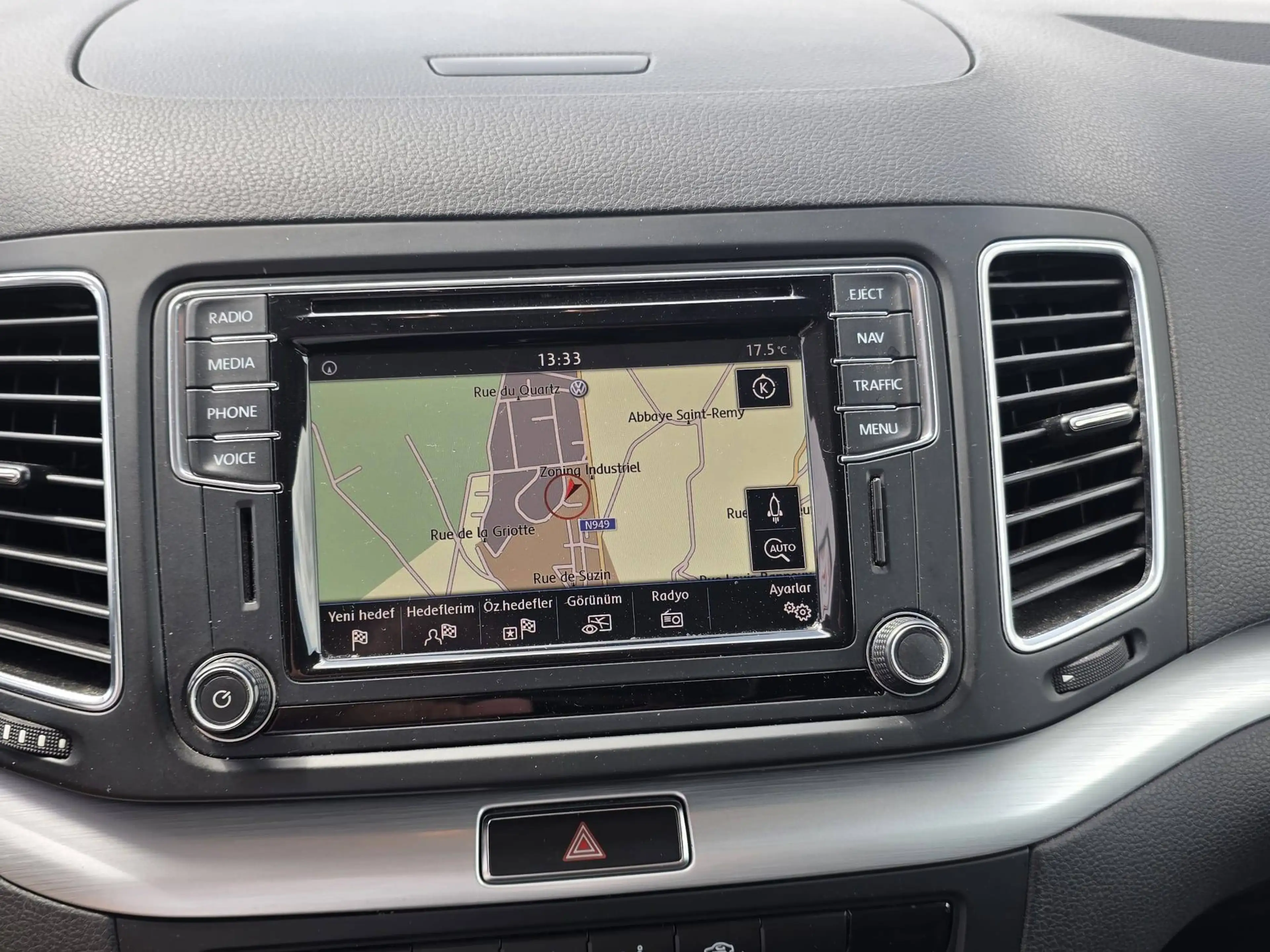 Volkswagen Sharan Sharan 2.0 TDi DSG * 7 places * — photo 13