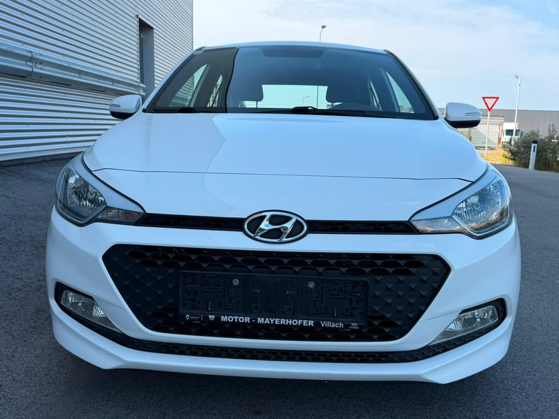 Hyundai i20 1,25 Edition 25 Edition 25 ID:81 — photo 3