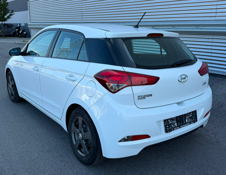 Hyundai i20 1,25 Edition 25 Edition 25 ID:81 — photo 5