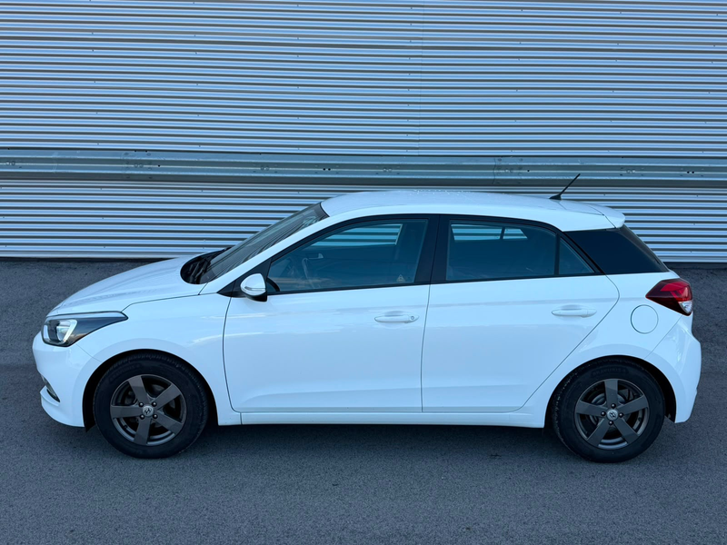 Hyundai i20 1,25 Edition 25 Edition 25 ID:81 — photo 4