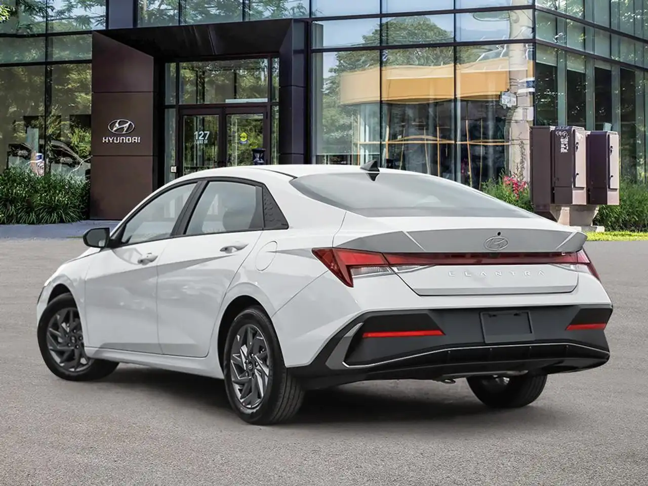 Hyundai ELANTRA снимка Hyundai ELANTRA