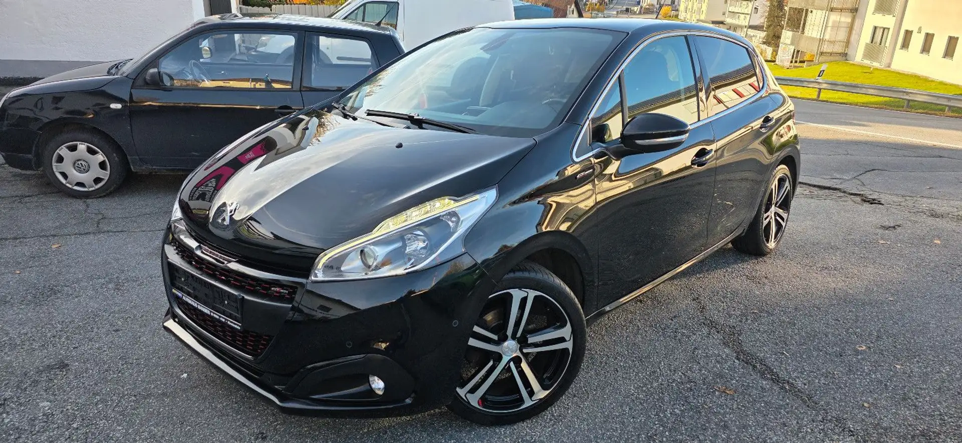 Peugeot 208 Allure, GT Line, Vollausstattung,Garantie! - 1