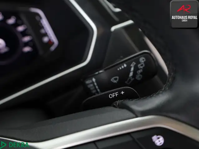 Volkswagen Tiguan view 13