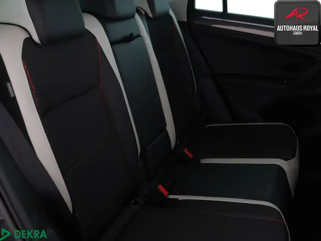 Volkswagen Tiguan view 10