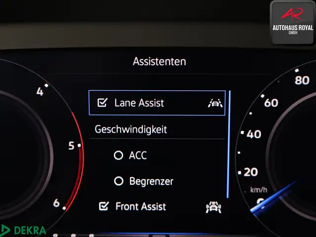 Volkswagen Tiguan view 14