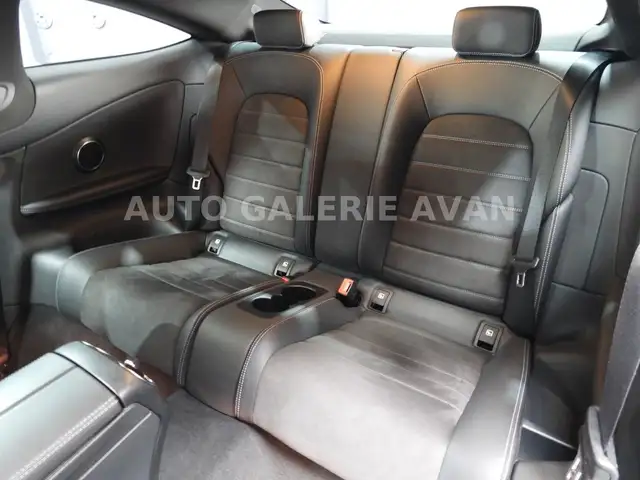 Mercedes-Benz C-Class view 14