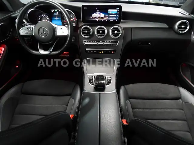 Mercedes-Benz C-Class view 9