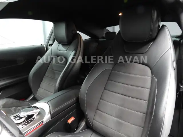 Mercedes-Benz C-Class view 12