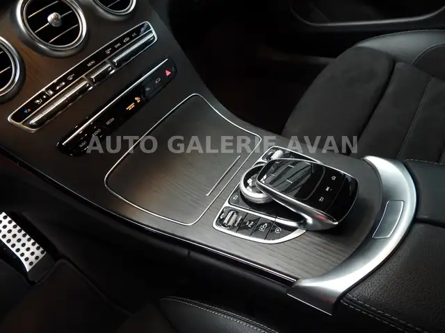 Mercedes-Benz C-Class view 15
