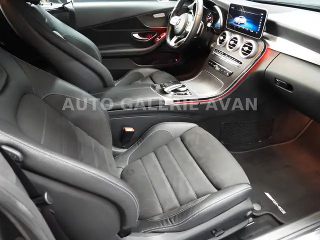Mercedes-Benz C-Class view 13