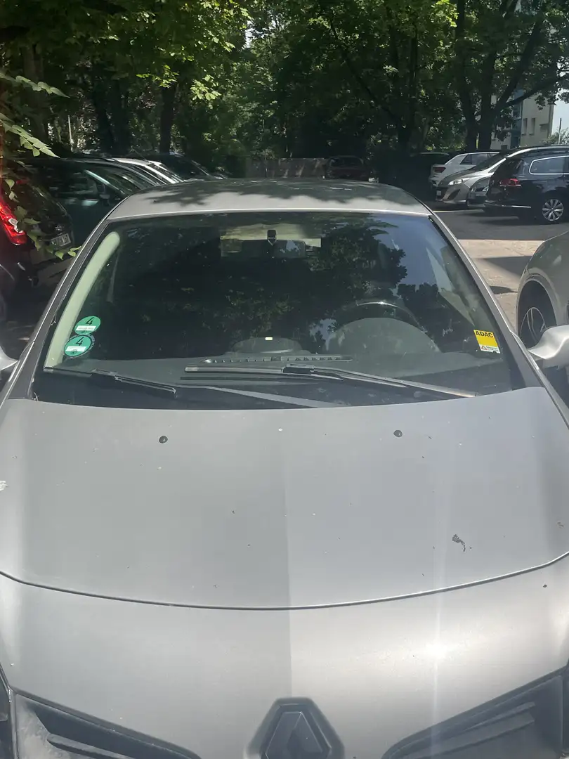 Renault Clio - 1