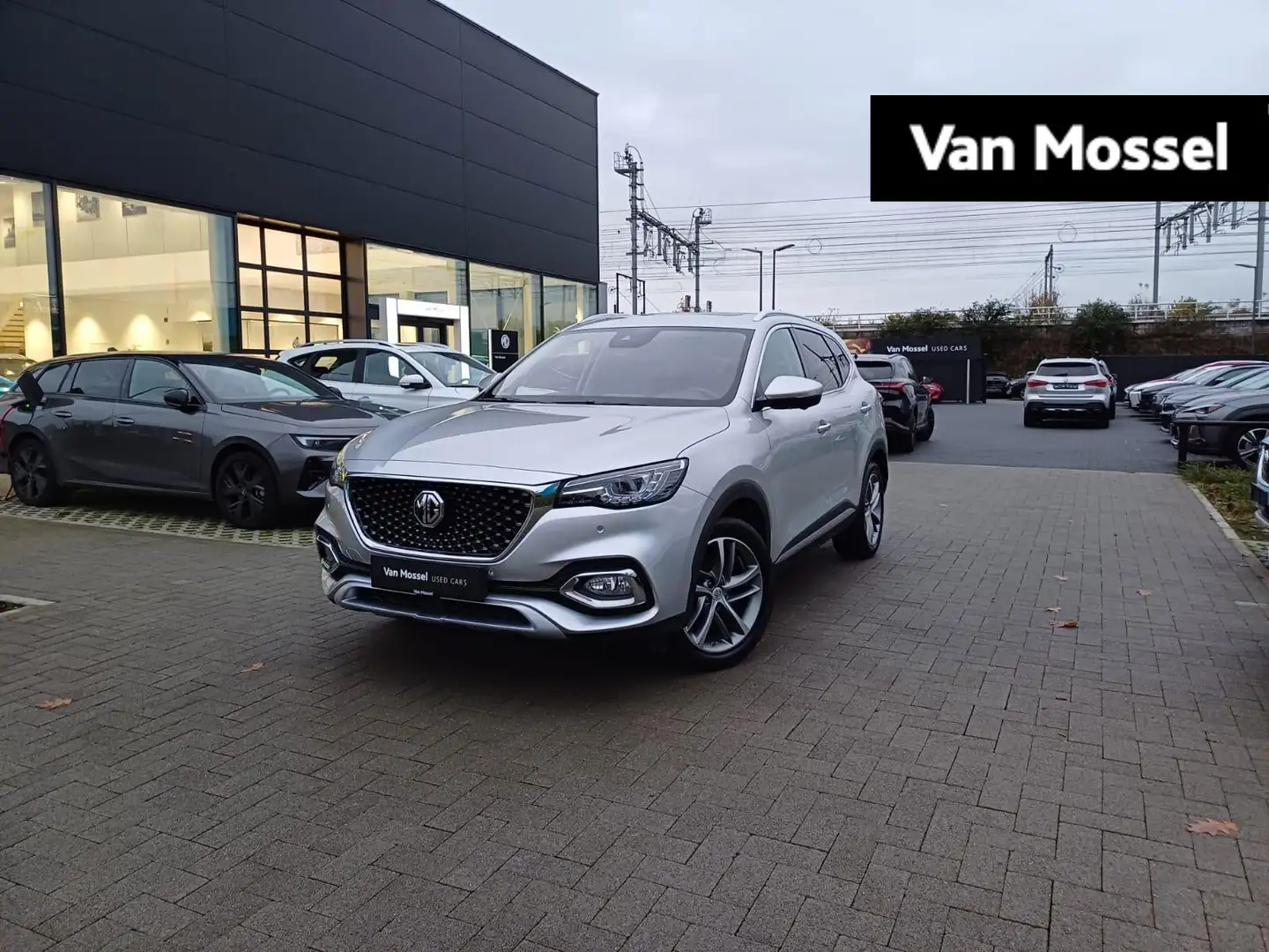 MG EHS 1.5 TGDI Luxury PHEV Plateado - 1