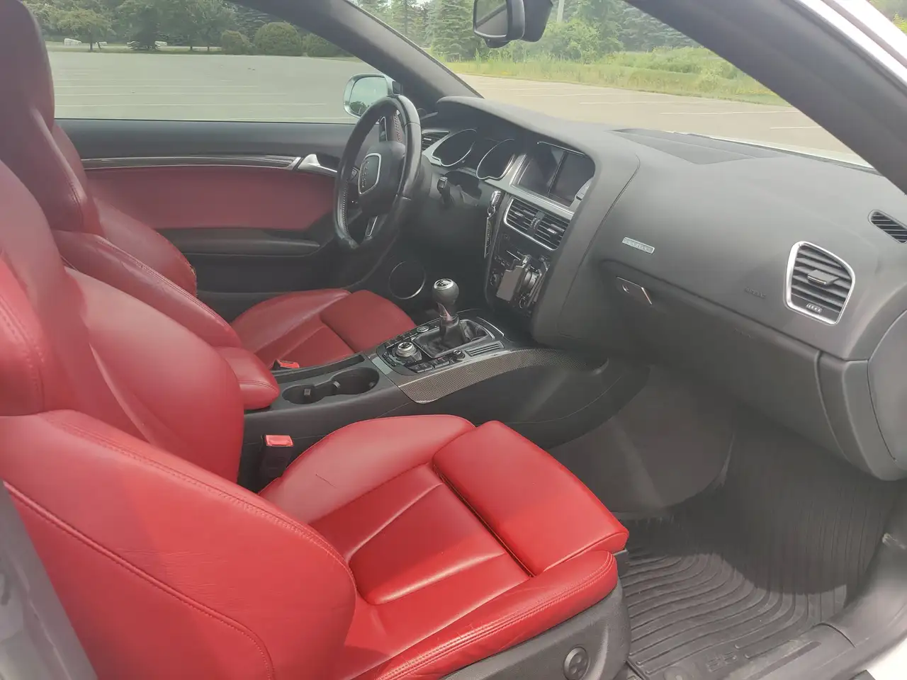 Audi S5 снимка Audi S5
