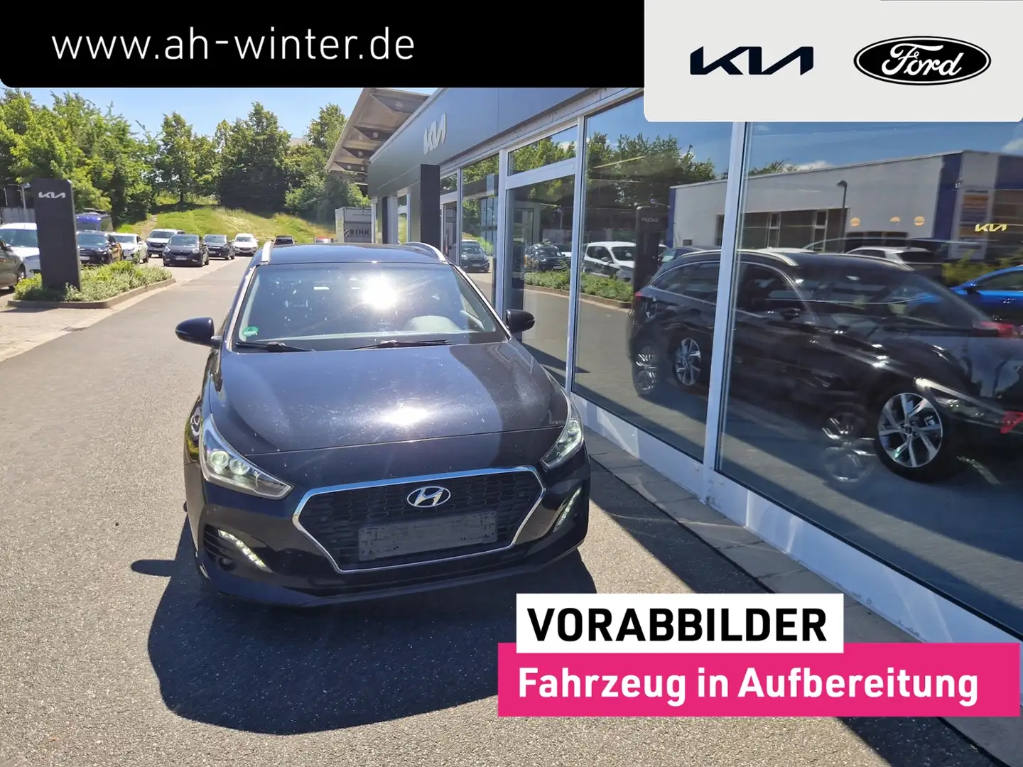 Hyundai i30 1,4 T-GDI LED Navi SHZ Kamera Klimaaut Schwarz - 1