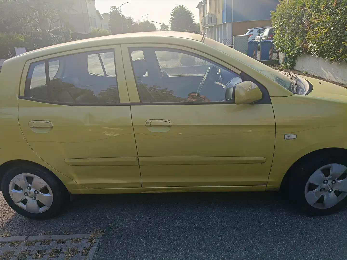 Kia Picanto Picanto 1.1 crdi vgt Fresh Jaune - 2