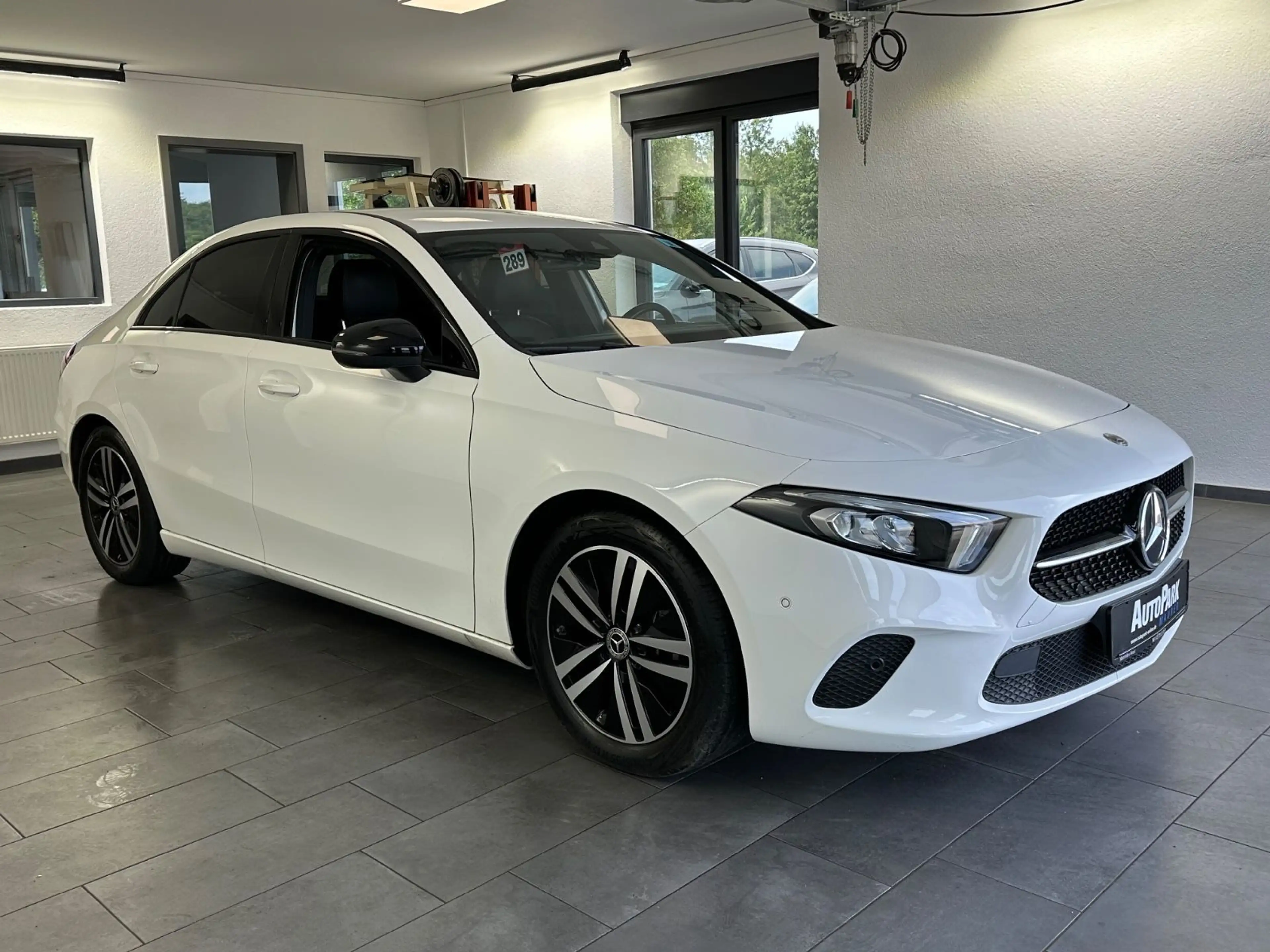 Mercedes-Benz A 200 d Limousine Progressive*LED*SHZ*Ambiente* — photo 4