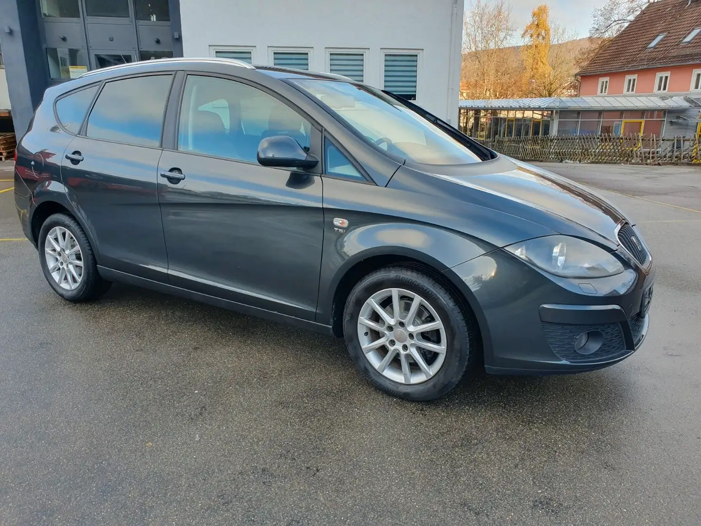 SEAT Altea XL Stylance/Style Insp. HU Neu sehr sauber Grigio - 2