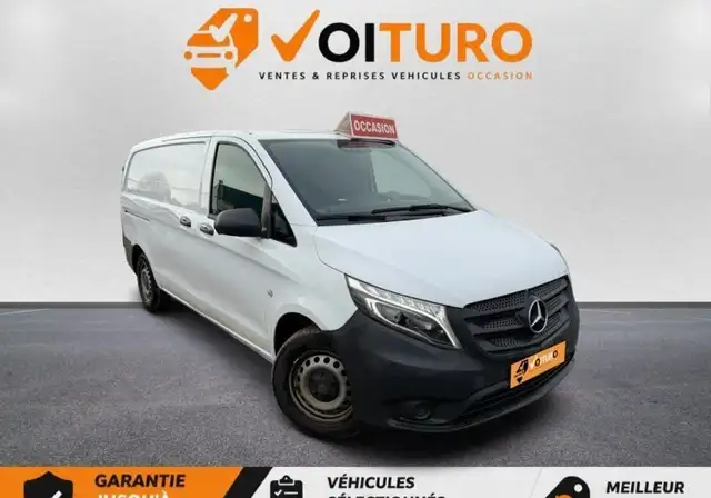 Mercedes-Benz Vito view 2
