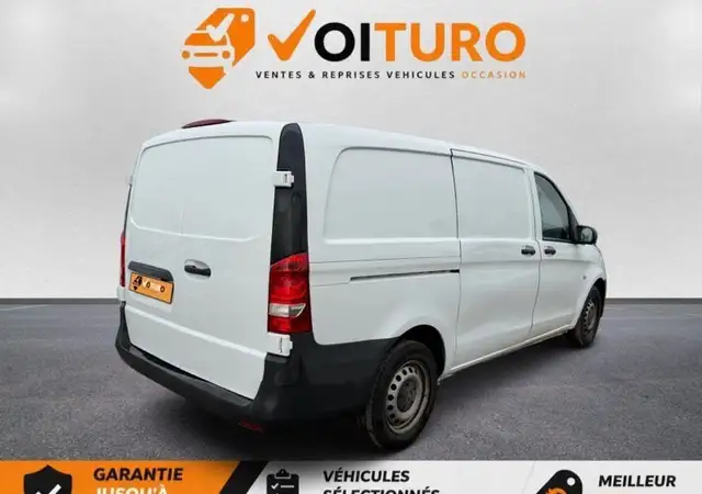 Mercedes-Benz Vito view 4