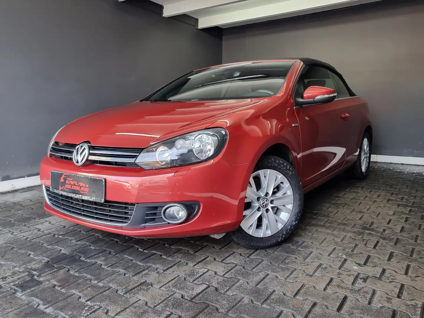 Volkswagen Golf Cabriolet Cabrio 2.0 TDI, AUTOMATIK, LEDER, PARKTRONIK Rot - 2