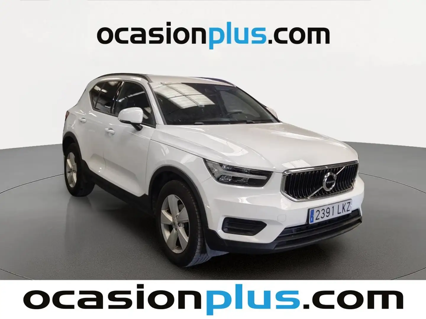 Volvo XC40 T2 Momentum Core Blanco - 2