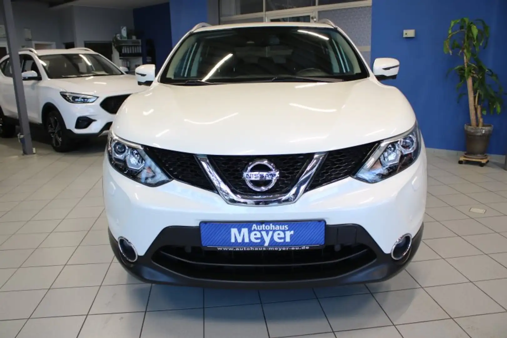 Nissan Qashqai 1.6 DIG-T  AHK/LED/Navi/DAB Weiß - 2