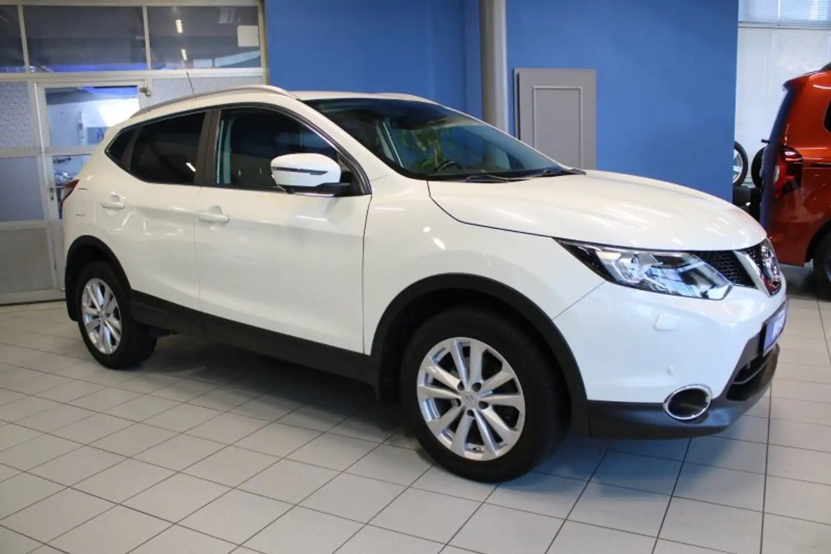 Nissan Qashqai 1.6 DIG-T  AHK/LED/Navi/DAB Weiß - 1