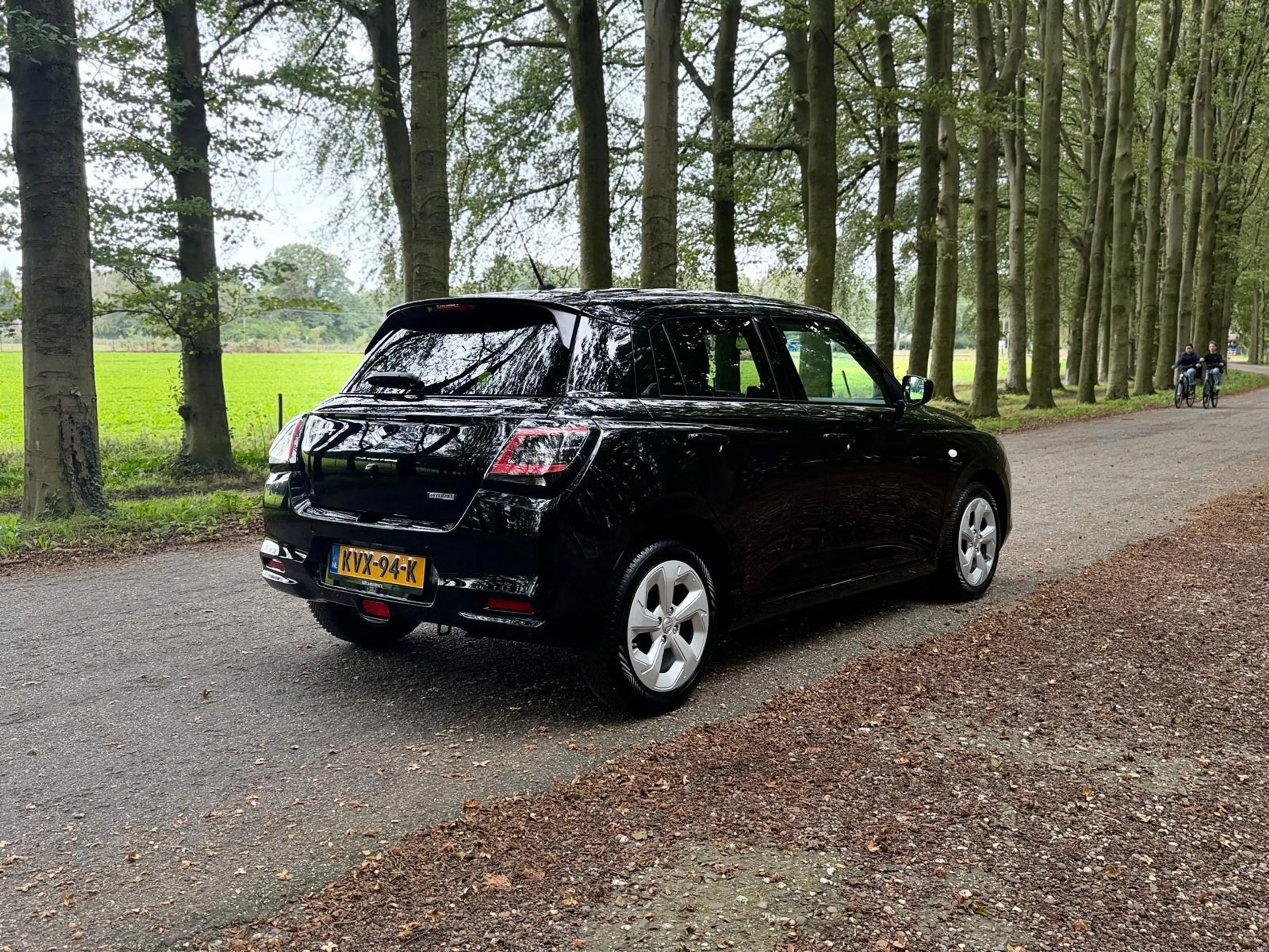 Suzuki Swift 1.2 Select Smart Hybrid — photo 3
