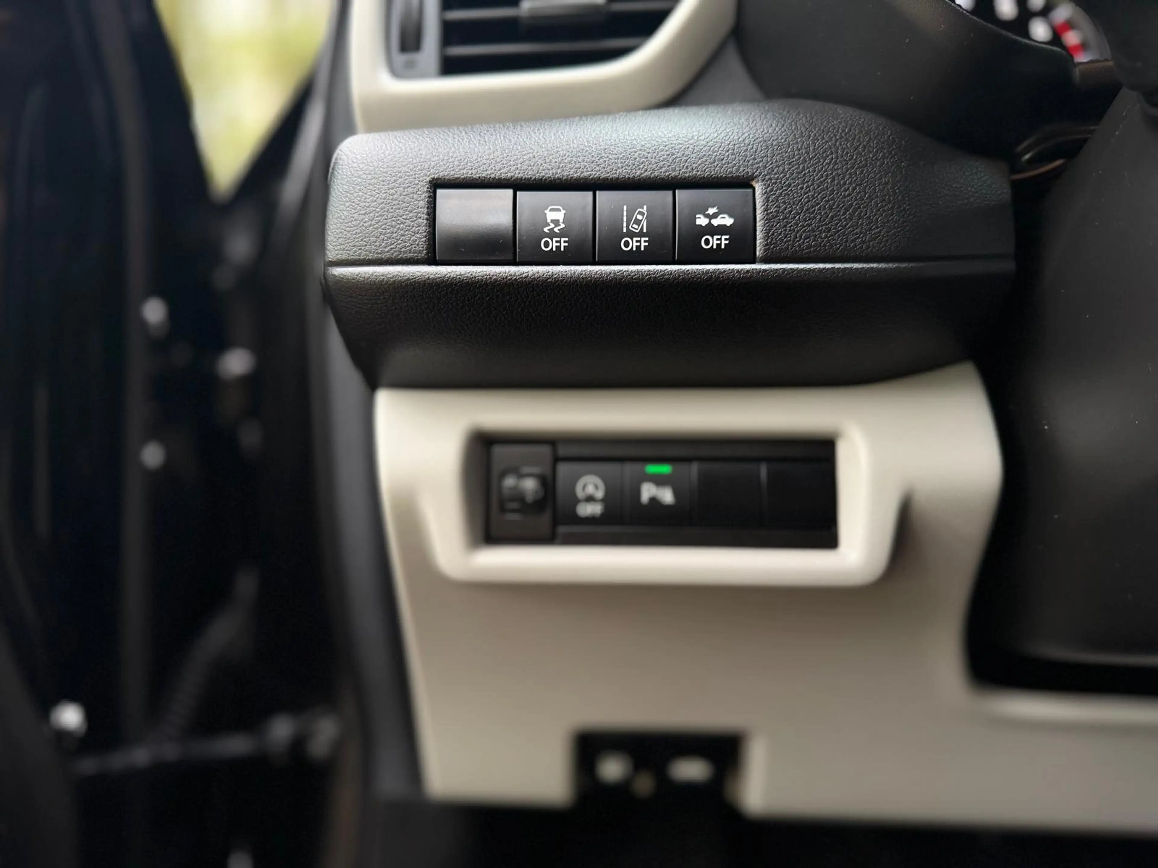 Suzuki Swift 1.2 Select Smart Hybrid — photo 13