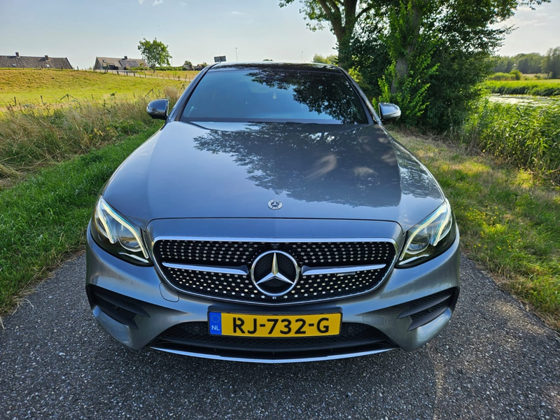 Mercedes-Benz E 200 AMG Line 9G-Tronic Widescreen-Sfeerverlichting — photo 2