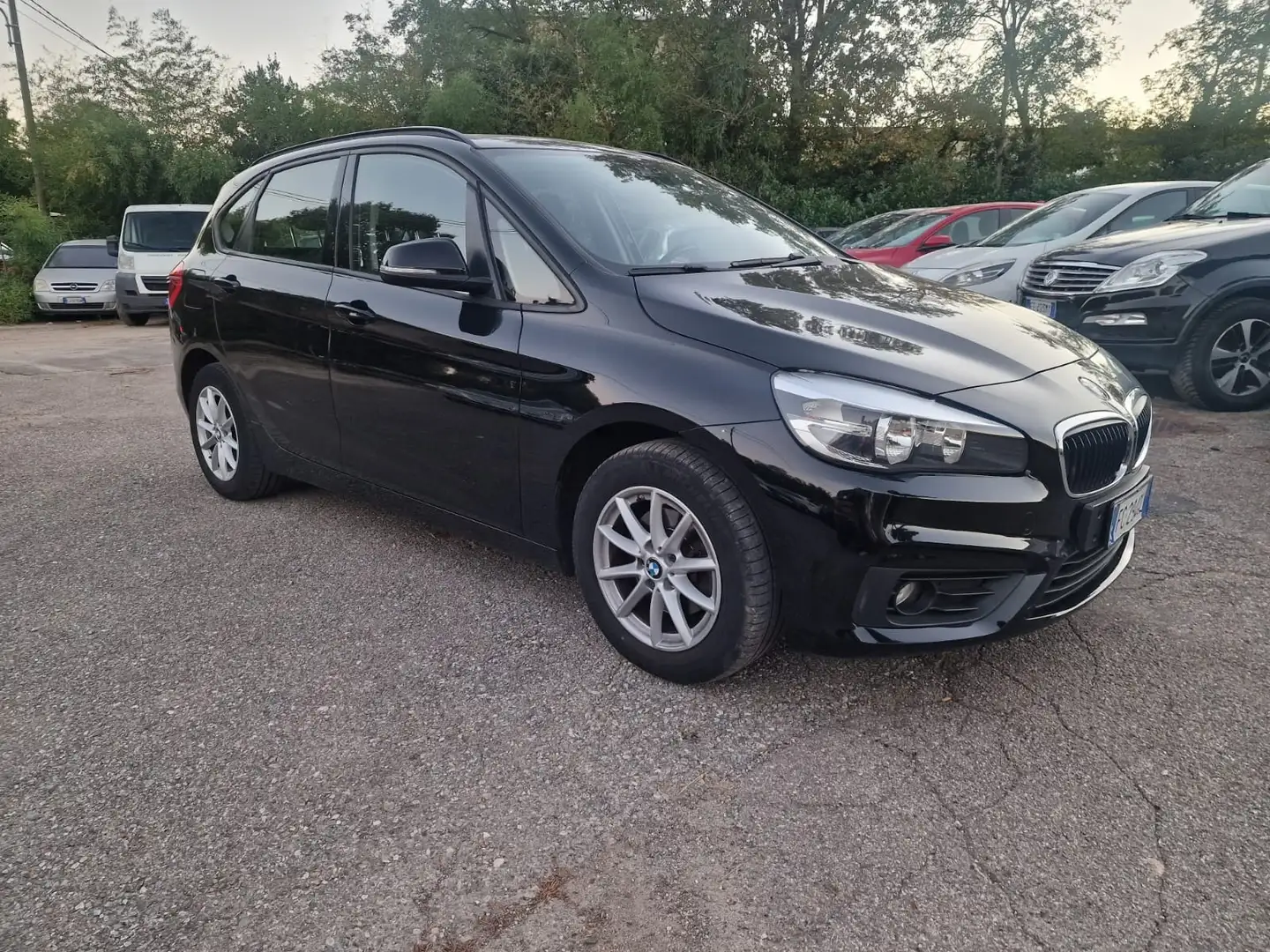 BMW 216 216d Active Tourer Luxury Line - 2