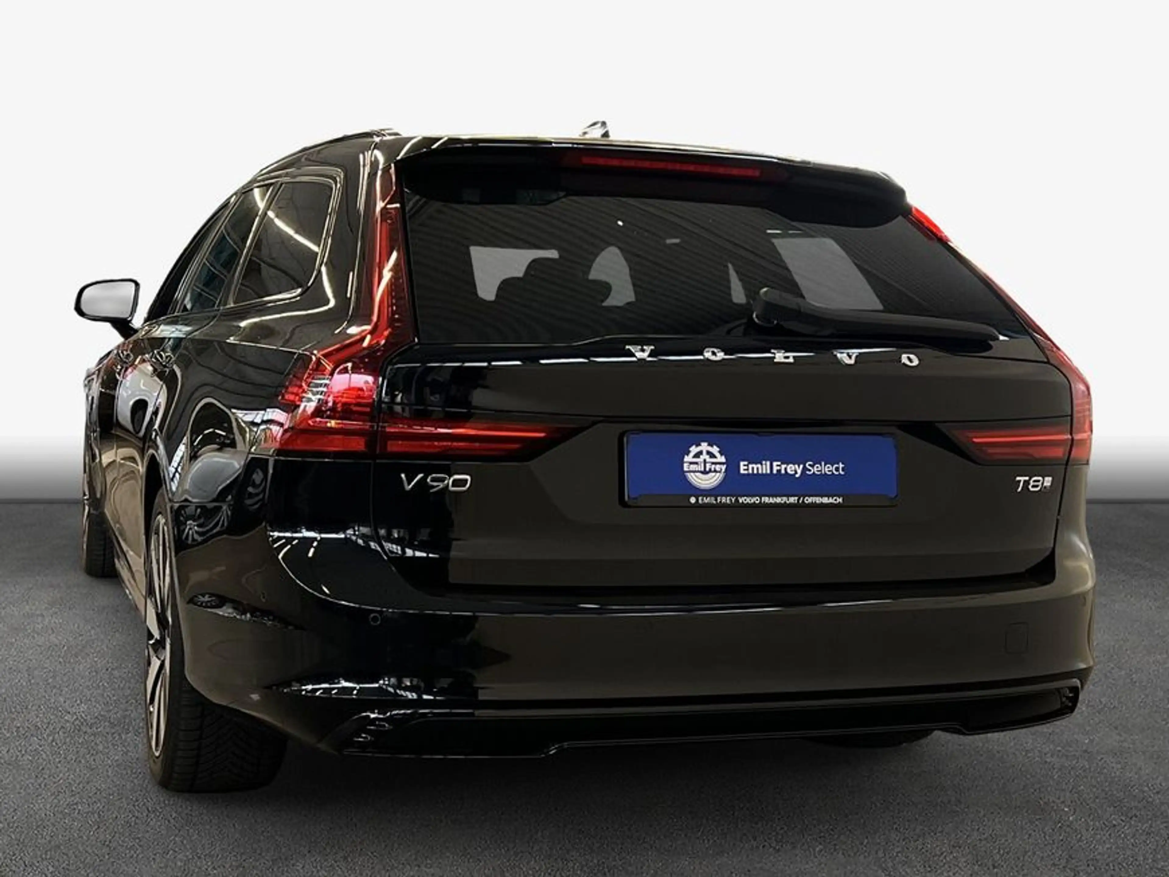 Volvo V90 T8 Plug-in Hybrid AWD Ultra-Dark Luftfahrwerk — photo 6