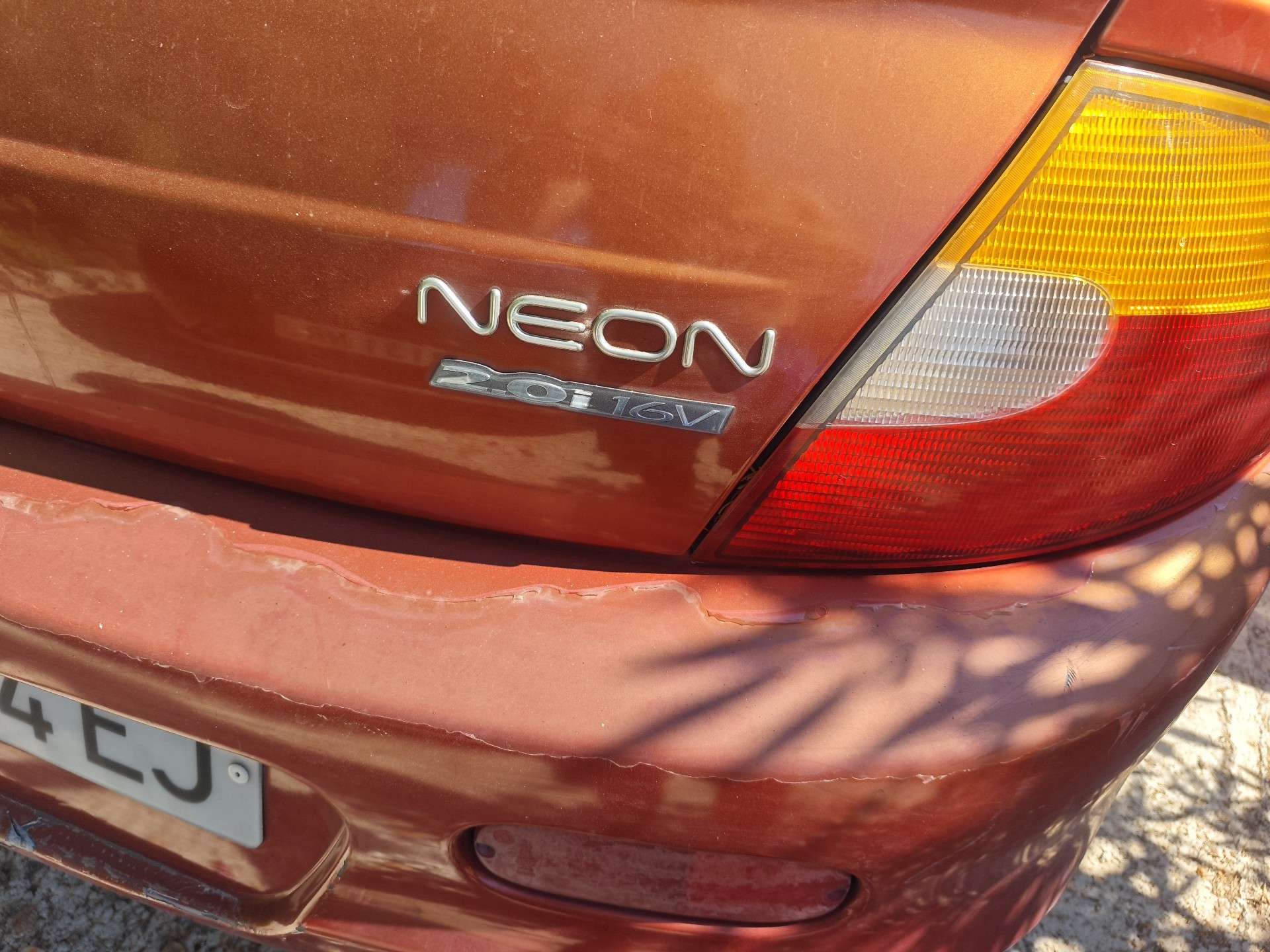 Chrysler Neon 2.0 LX - foto 1