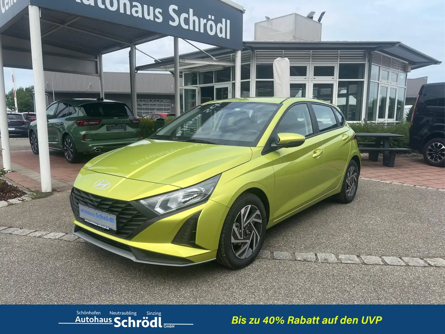 Hyundai i20 1.2i WAVE + WINTER 58 kW (79 PS), Schalt. 5-Gan... Grün - 1